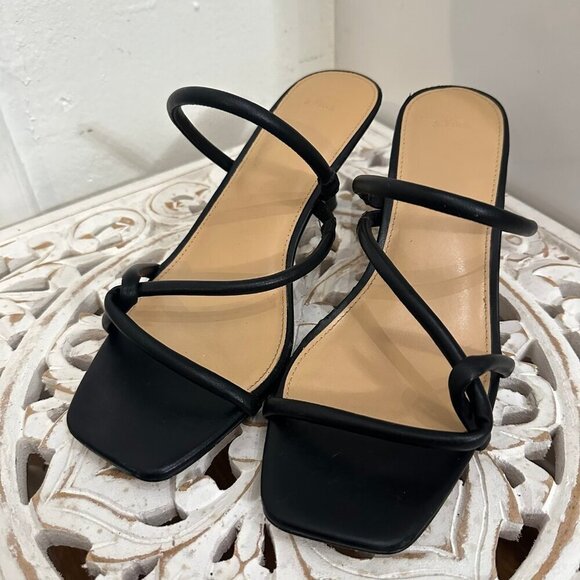 Abercrombie & Fitch strappy sandals 7.5 - Picture 1 of 6
